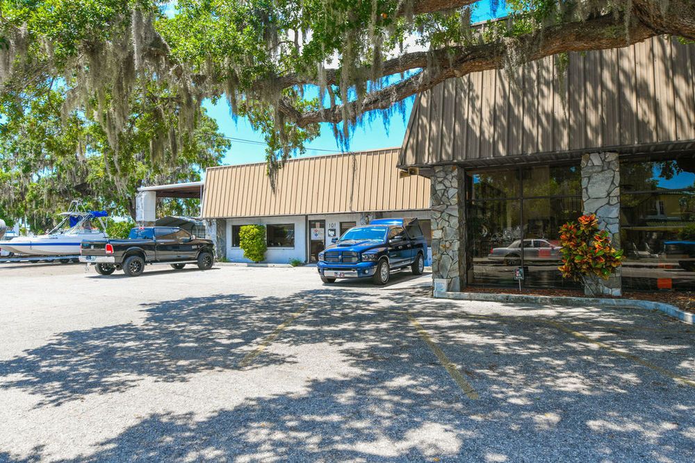 Thornton Site: 405 8th Ave W, Palmetto, FL 34221